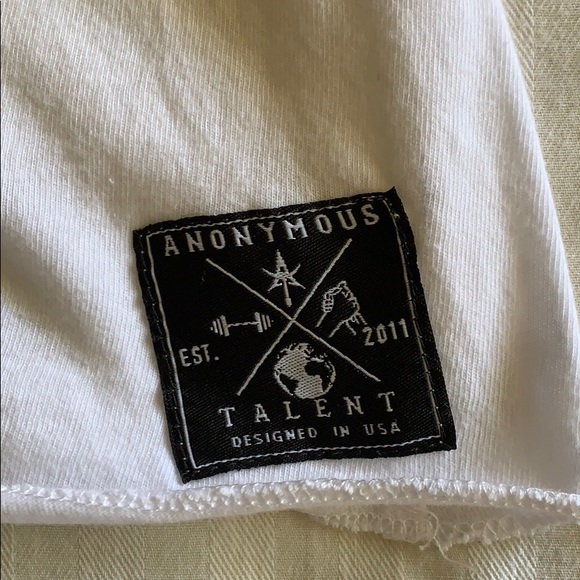 Tank top - Picture 2 of 4